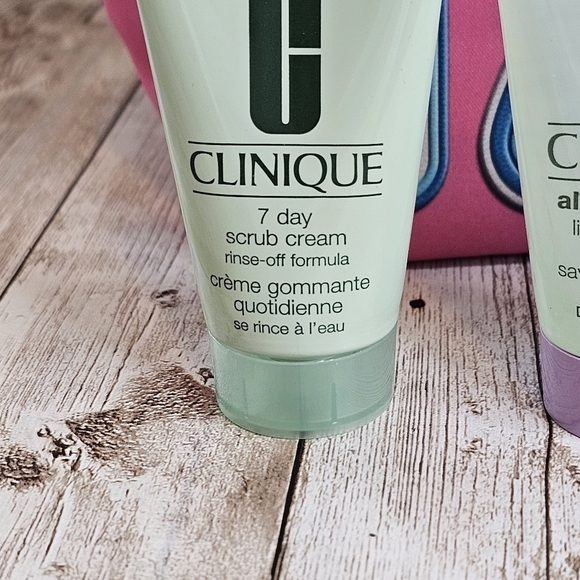 Women's Clinique 3-Step Skin Care Kit - mini mascara- makeup bag travel size - Picture 2 of 7